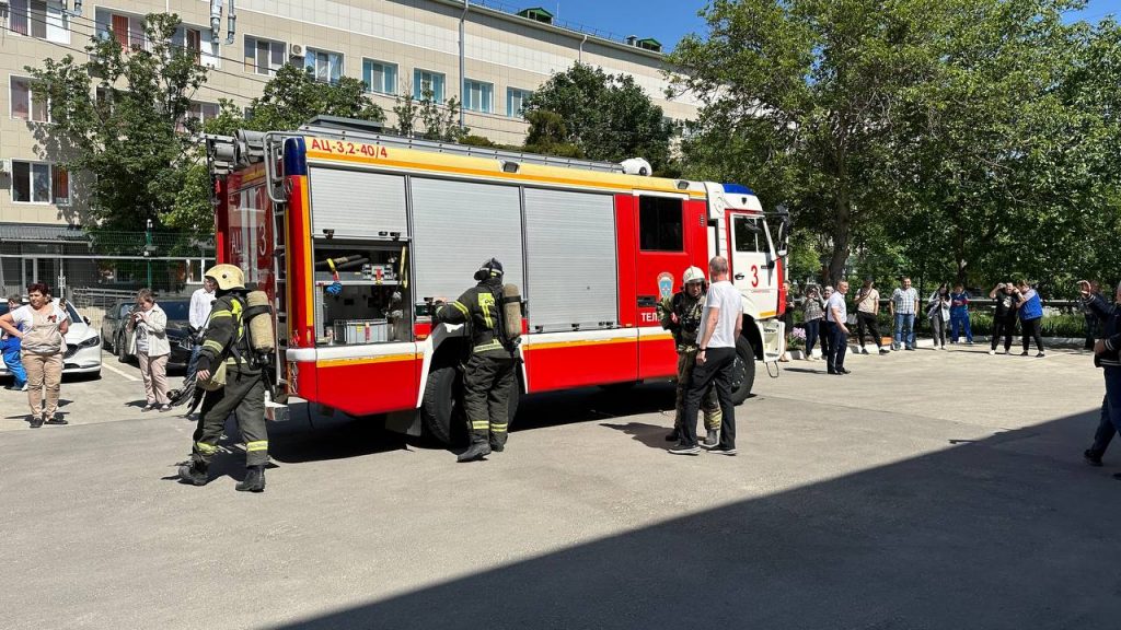 В Центре медицины катастроф и СМП была проведена эвакуационная тренировка персонала