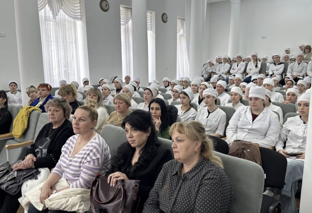 Центр медицины катастроф принял участие в ярмарке вакансий