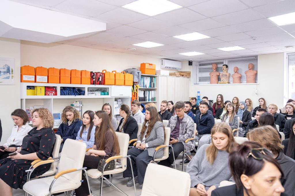 В рядах крымской скорой помощи — достойное пополнение!