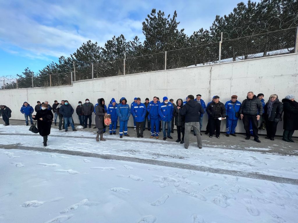 Все 186 автомобилей, закупленных в прошлом году для службы скорой медицинской помощи, поступили в Крым